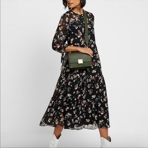 Madewell Floral tiered button front midi dress size medium M